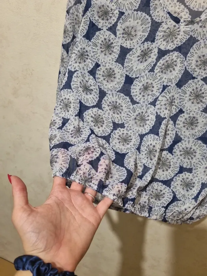 blouse manches 3/4 transparente motif pissenlit renatto bene - photo numéro 3