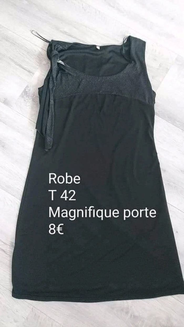 Robe noir