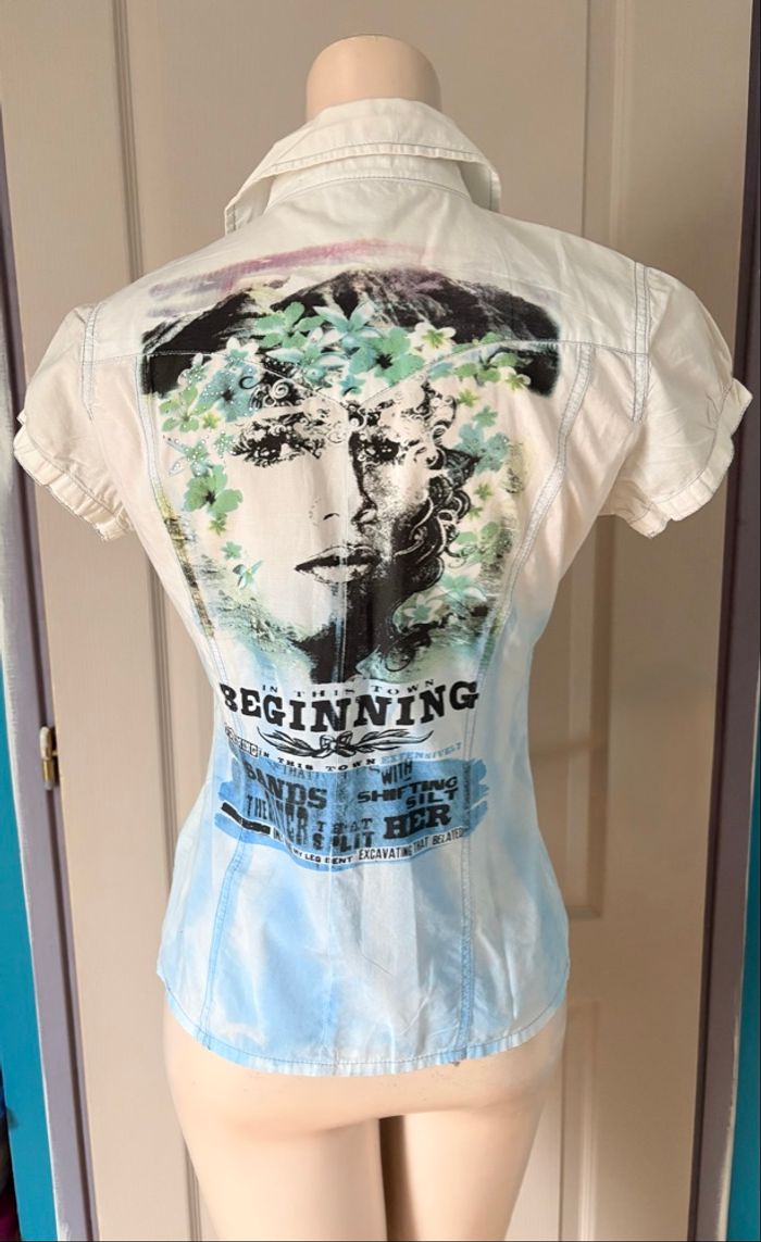 🤍 Chemisette femme Kaporal – Taille XS – Blanc dégradé bleu ciel – TBE - photo numéro 2