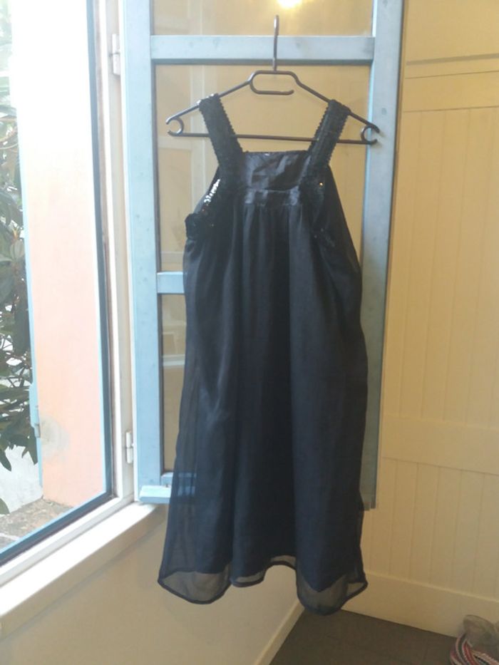 jolie robe noire - photo numéro 2