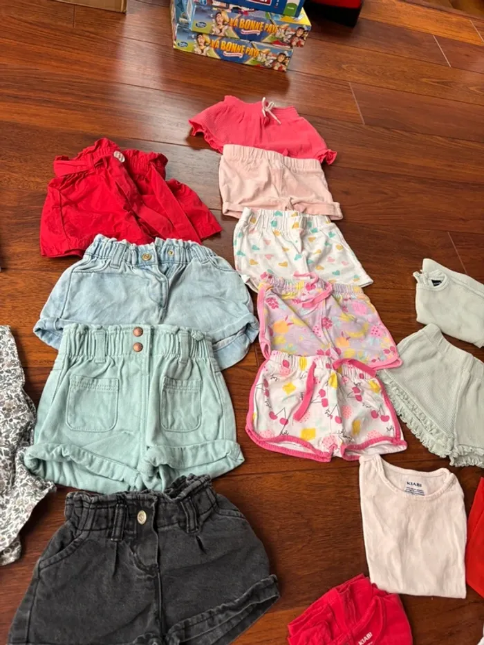 Lot vêtement été bébé fille taille 9mois - photo numéro 4
