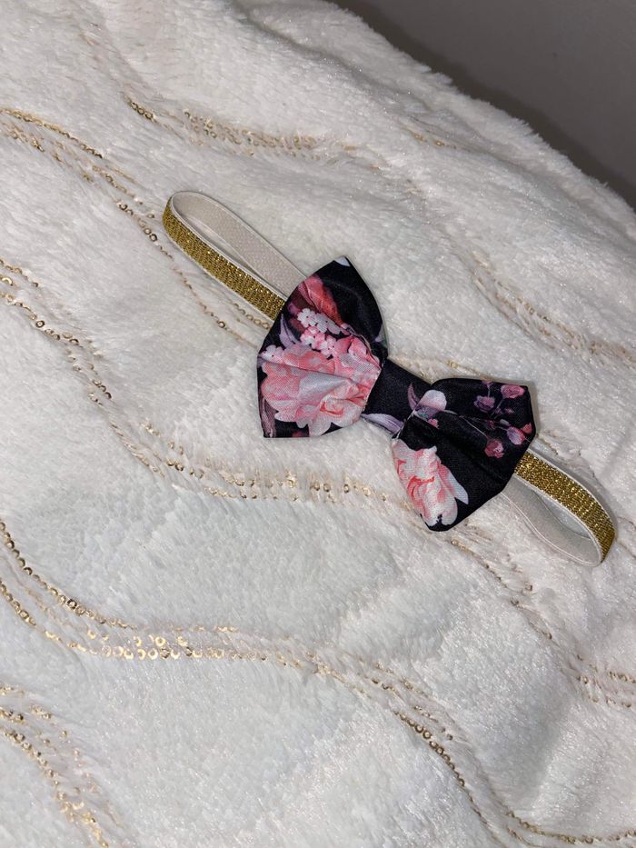 Robe avec bandeau et body intégré - photo numéro 3