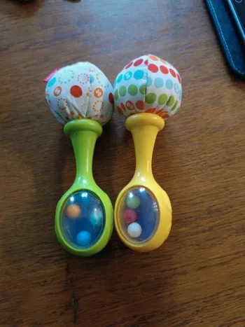 Hochets maracas Fisher Price