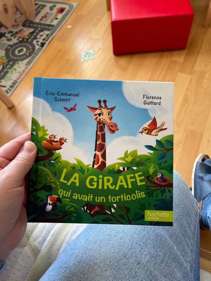 La girafe qui avait un torticolis