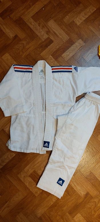 Kimono Adidas 6-7 ans