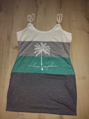 Robe courte plage T 40 neuve