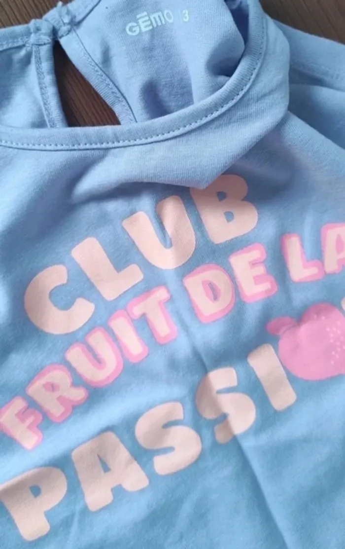 T-shirt fille neuf - photo numéro 2