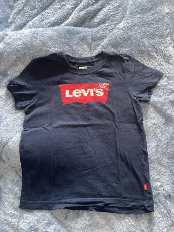 Tee-shirts