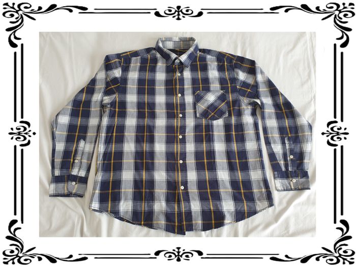 Chemise taille XXL.