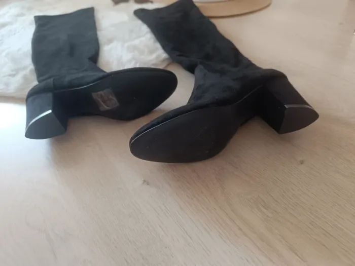 Jolie botte cuissarde taille 37 neuve avec étiquette - photo numéro 2
