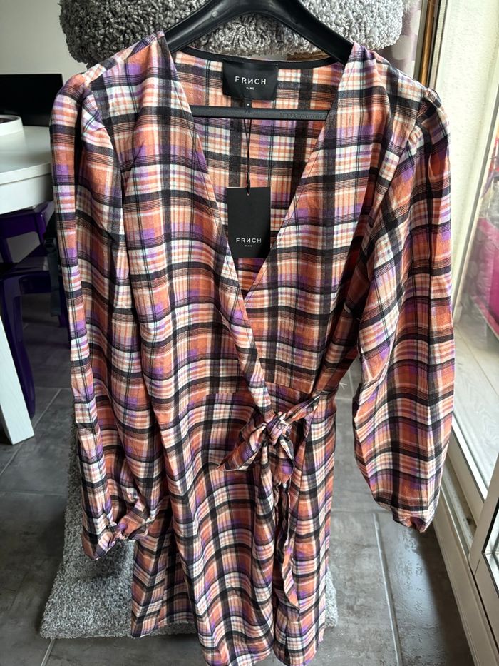 Robe Frnch taille M neuve avec étiquette