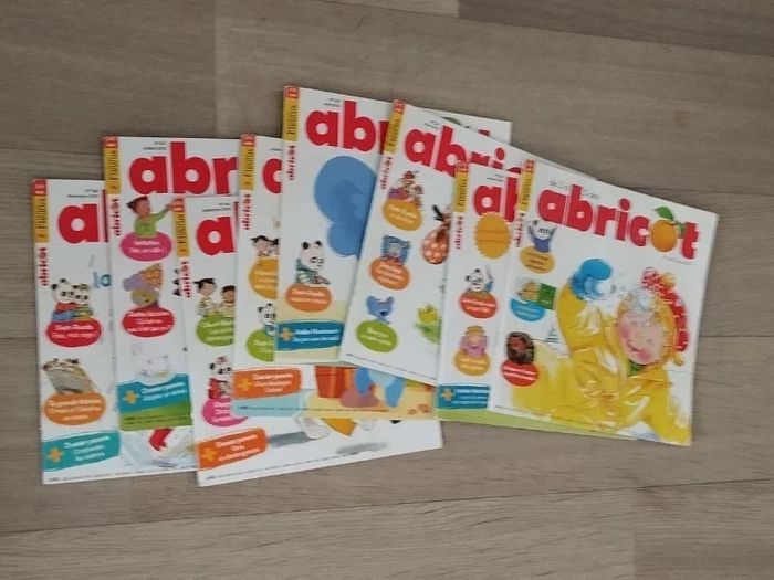 Lot de 8 livres enfants abricot année 2017-18 L035  7588992356 - photo numéro 2