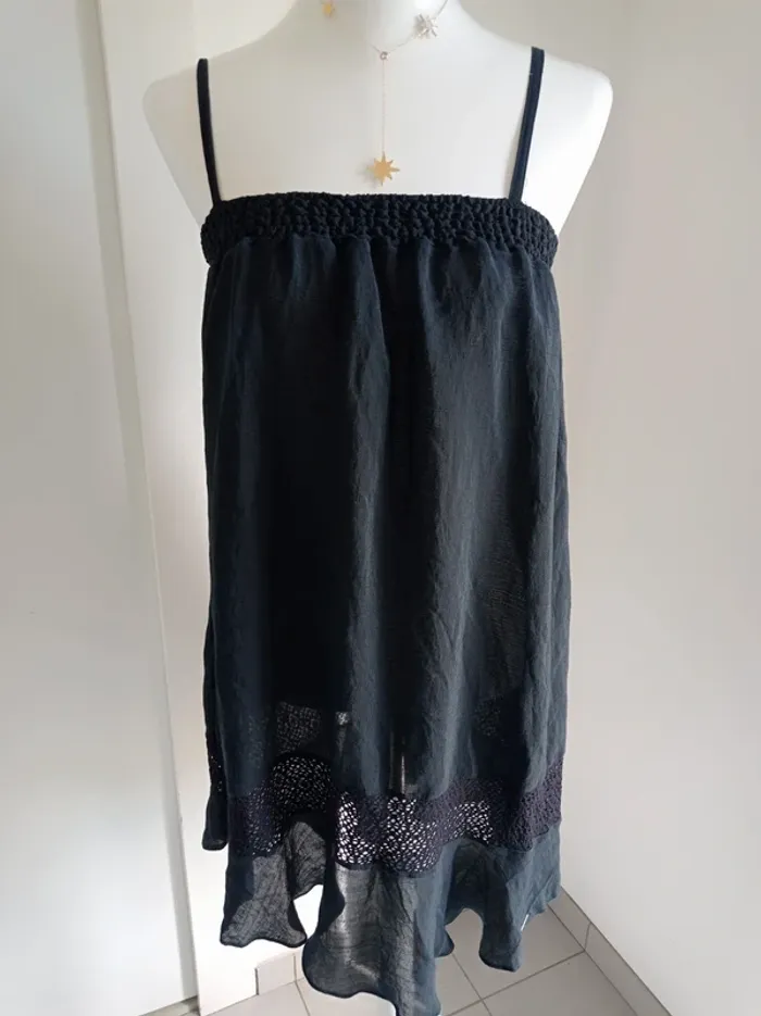 Robe bleue marine ajourée et transparente de plage T.L Banana Moon