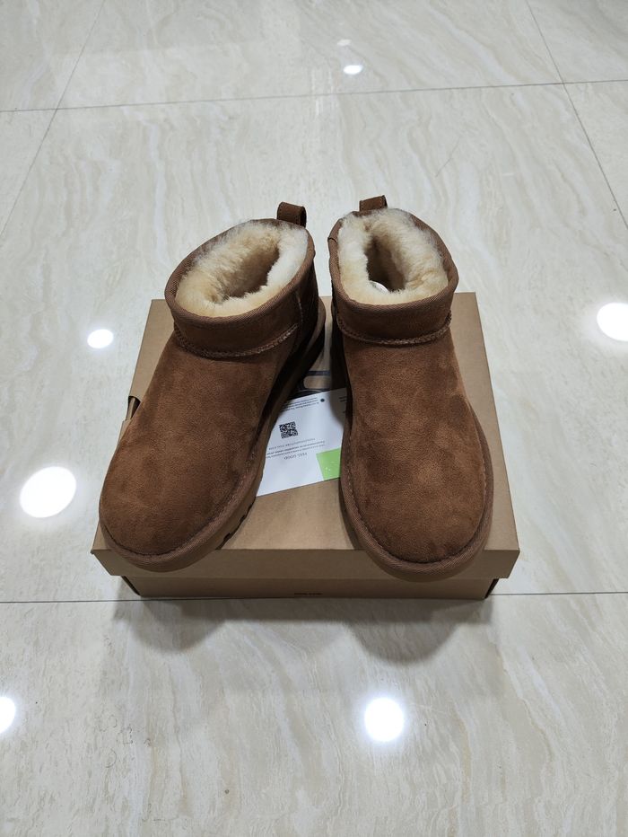 Bottes UGG Classic Ultra Mini couleur châtaigne 40 - photo numéro 3