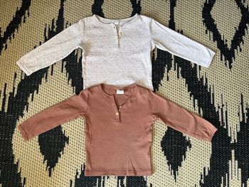 Lot de 2 t-shirt manches longues 9 mois