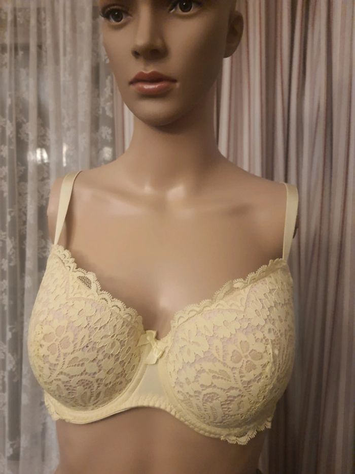 Soutiens-gorge jaune Hunkemöller fr 105B - photo numéro 4