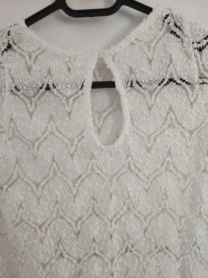 Haut blanc - photo numéro 3