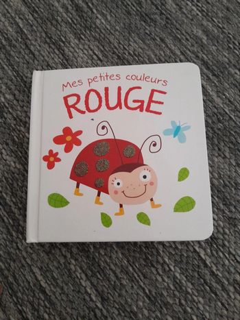 Petit livre en carton mes petites couleurs rouge🌺Tam Tam