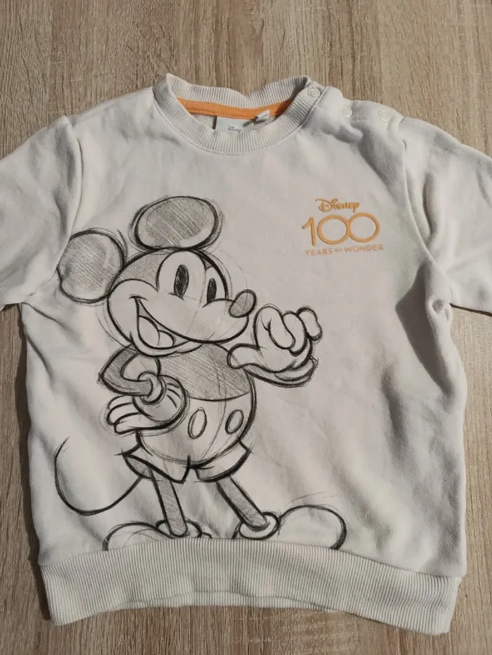 Pull taille 24 mois Disney - photo numéro 2