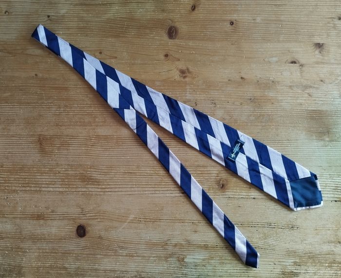 Cravate Élégante Philippe Vendôme - Rayures Roses et Bleues - 100% Soie - Fabriquée en France - TBE - photo numéro 3