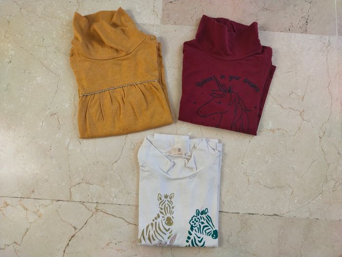 Lot tee-shirts col roulé T.5A