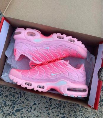 Nike tn atlanta rose 42