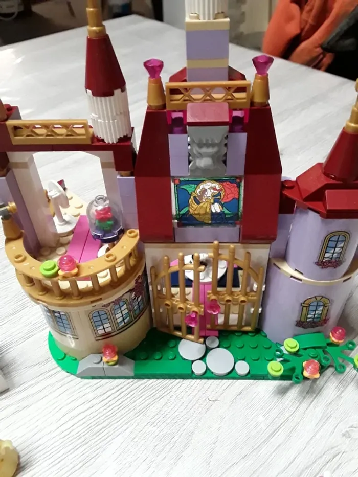 Lego château la Belle et la Bête - photo numéro 4
