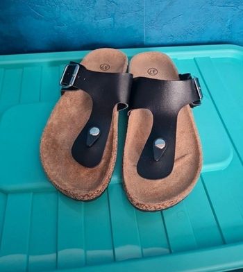 Chaussure taille 37 FPC neuf