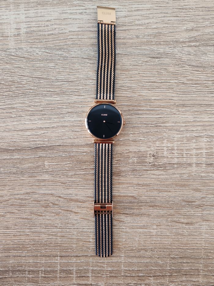 Montre CLUSE – Très bon état - photo numéro 3