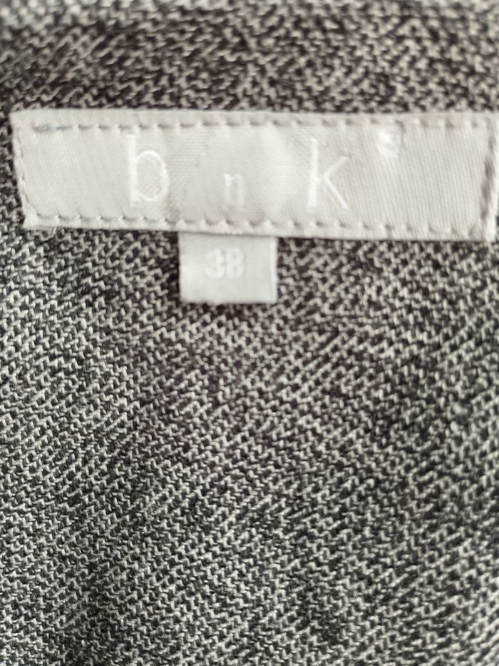 Élégante Veste Blazer Grise - BnK - Taille 38 - État Impeccable - photo numéro 5