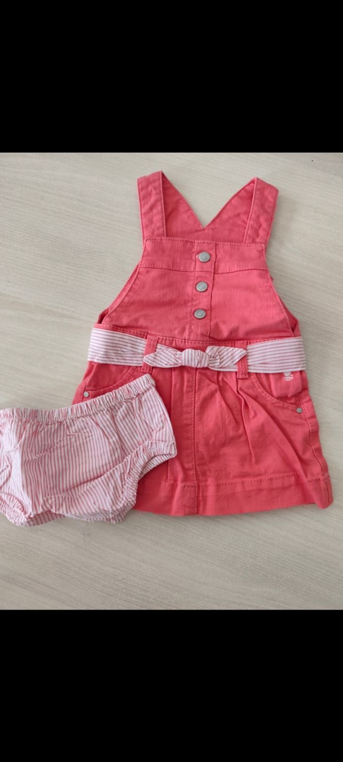 Robe .