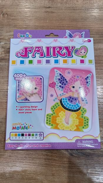 Puzzle mosaïque de chiffres collés 