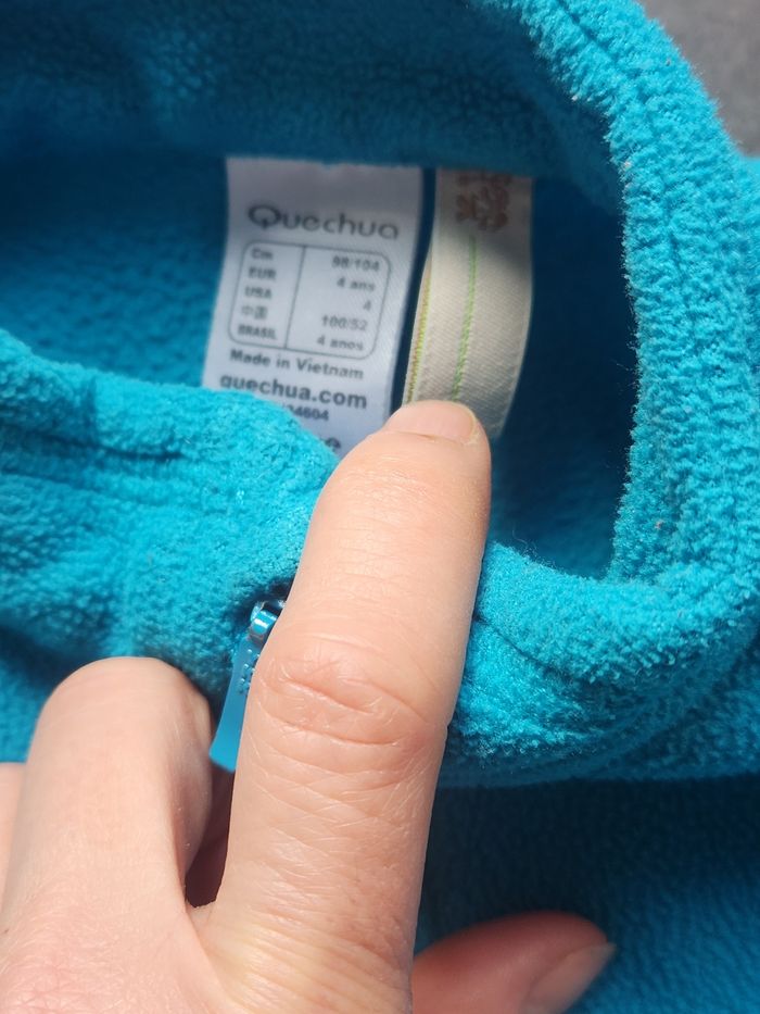 Vestes polaire taille 4 ans - photo numéro 2