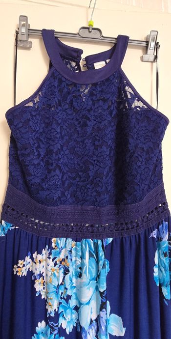 Robe bleu a fleur