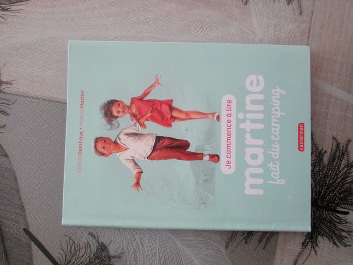 Livre Je commence à lire avec Martine fait du camping Tome 39