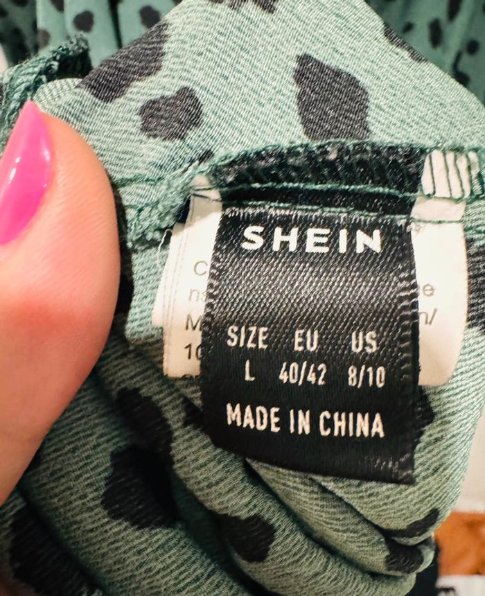 Robe légère. SHEIN. - photo numéro 3