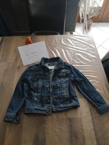 Veste en jean / 6 ans