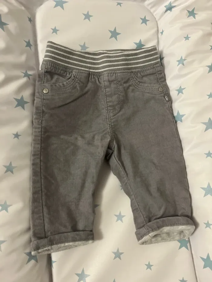 Pantalon  obaibi trois mois