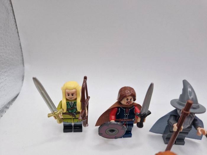Figurines type lego 9 membres de la communauté de l'anneau seigneur des anneaux / hobbit - photo numéro 6