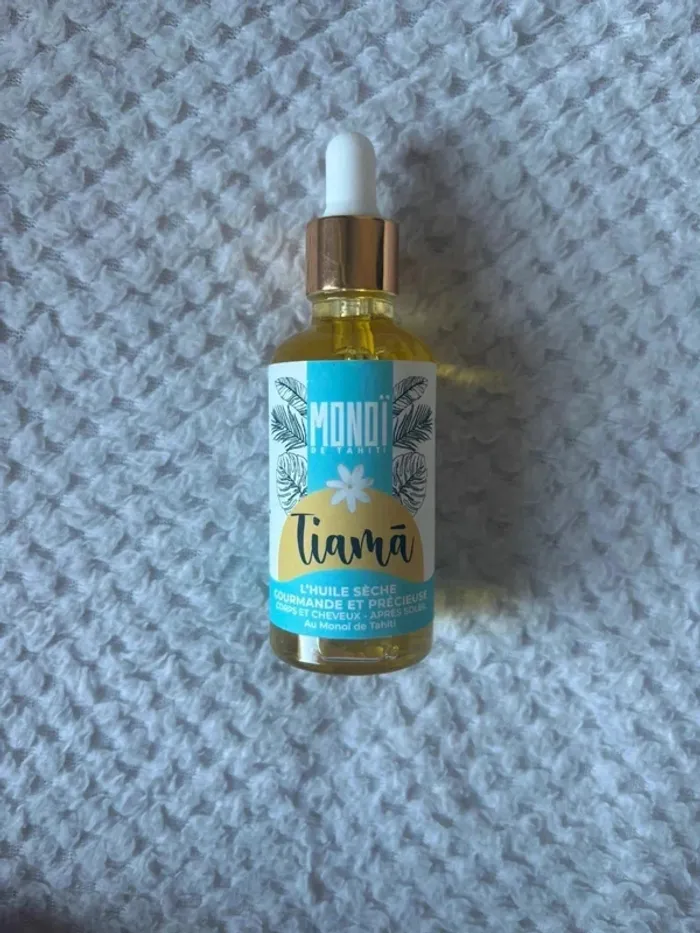 L’huile sèche gourmande et précieuse visage  100% naturelle