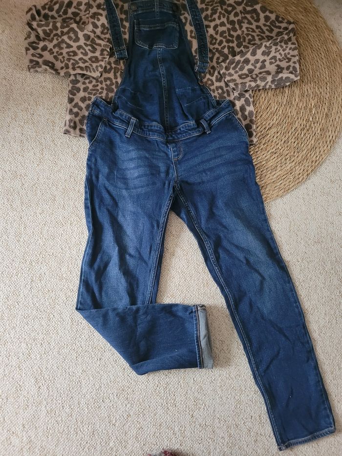 Salopette de grossesse - photo numéro 2