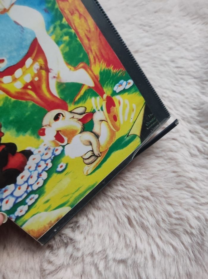 Cassette VHS bambi non originale - photo numéro 5