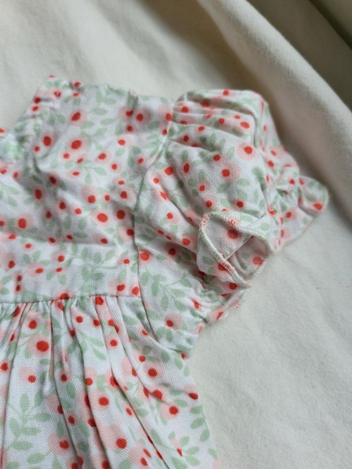 Robe légère fluide fleurie 6 mois - photo numéro 3