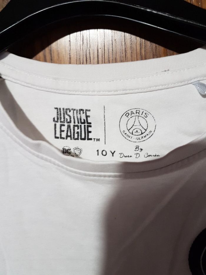 T-shirt  PSG  mbappe  10 ans - photo numéro 3