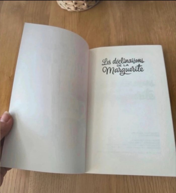 Livre Les déclinaisons de la  marguerite 🌼