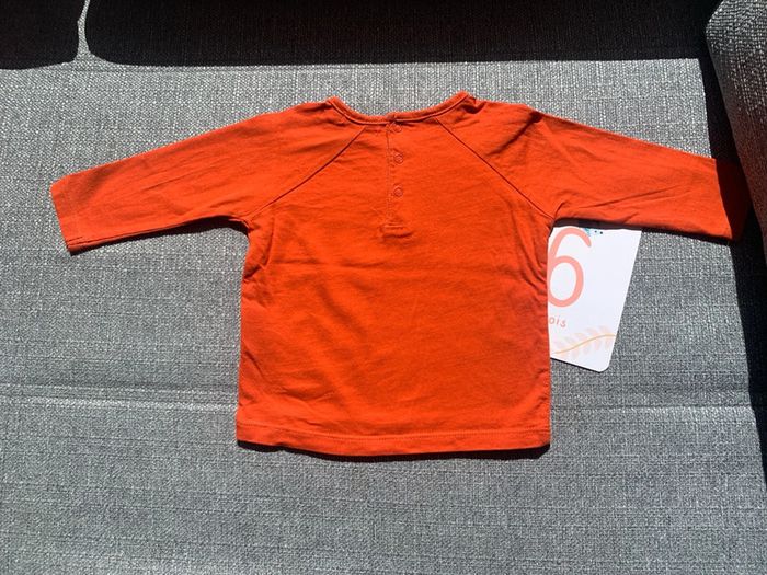 T shirt 6 mois - photo numéro 2