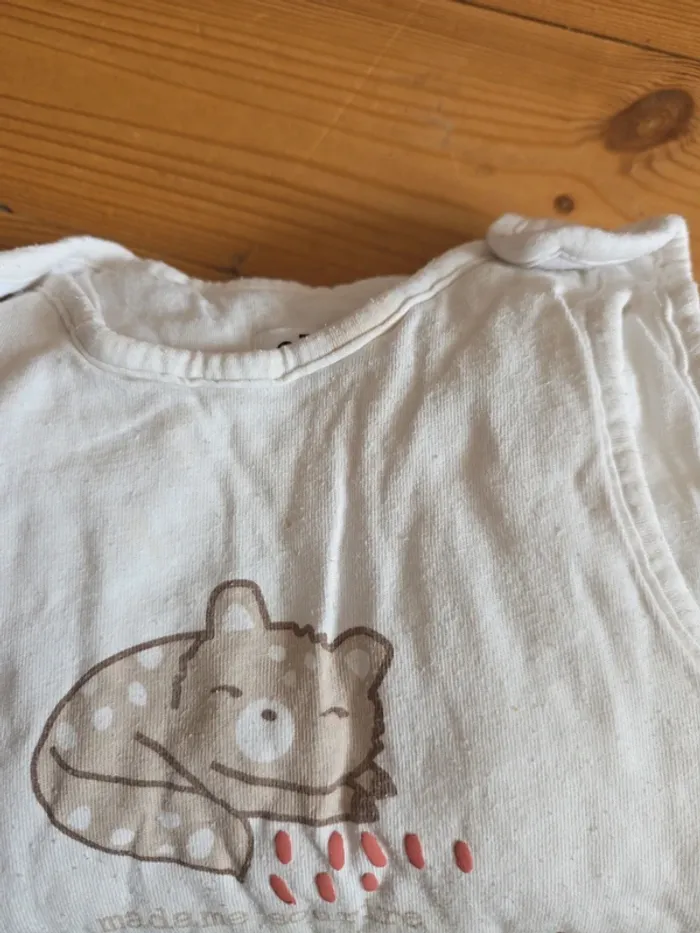 Lot de 2 salopette hiver et Tee-shirt manche courte. - photo numéro 8