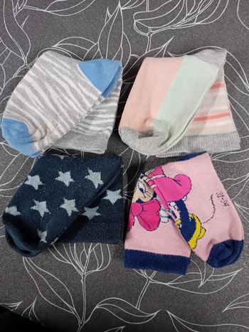 Lot 4 paires de chaussettes  31-34