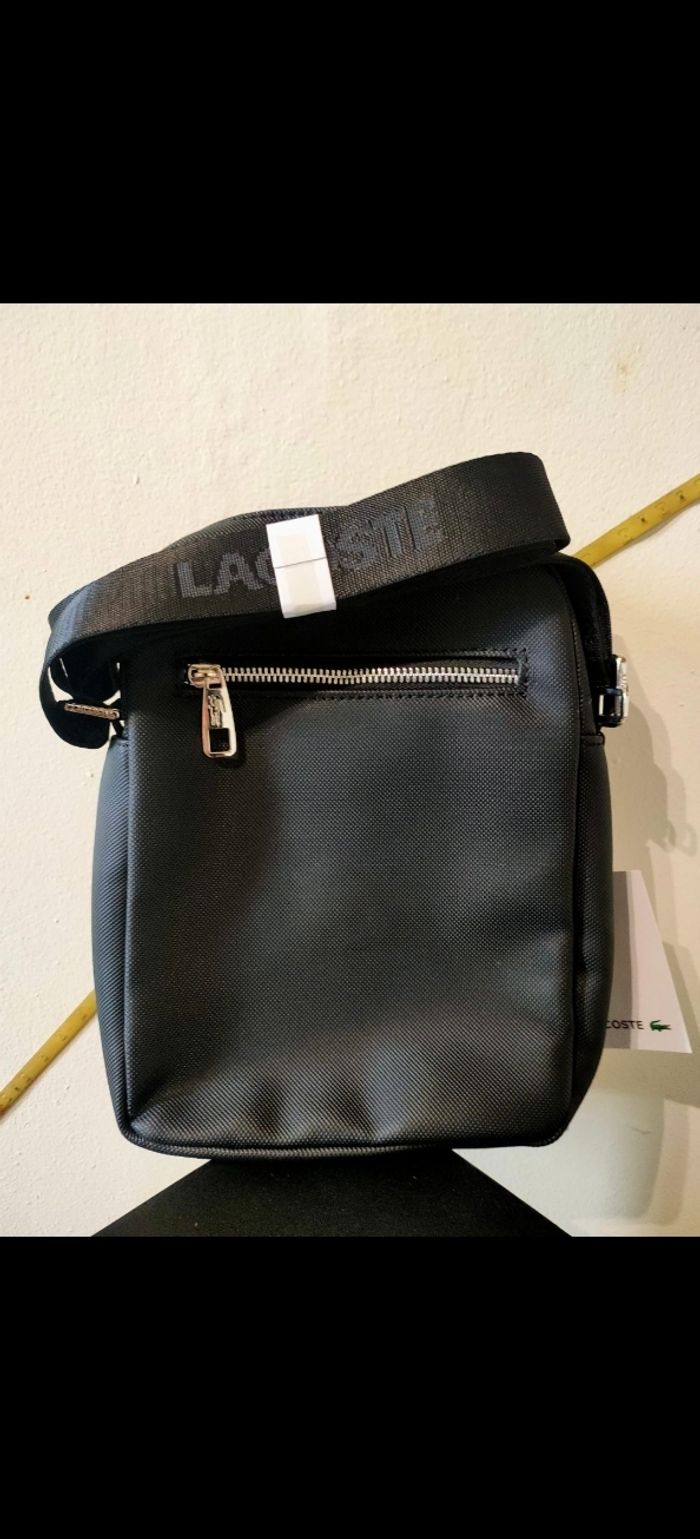 Sac Lacoste - photo numéro 3