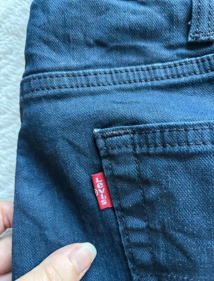 Jean Levi’s homme 541 Athletic taper regular straight droit W39 L34 48/50 XL/2XL enduit bleu marine - photo numéro 4